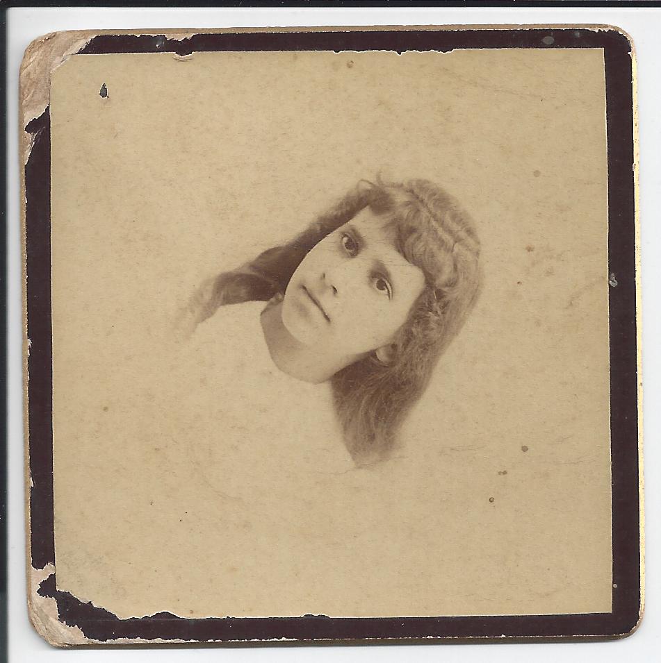 Taylor Cardphoto Youngwoman1892 Photo18front