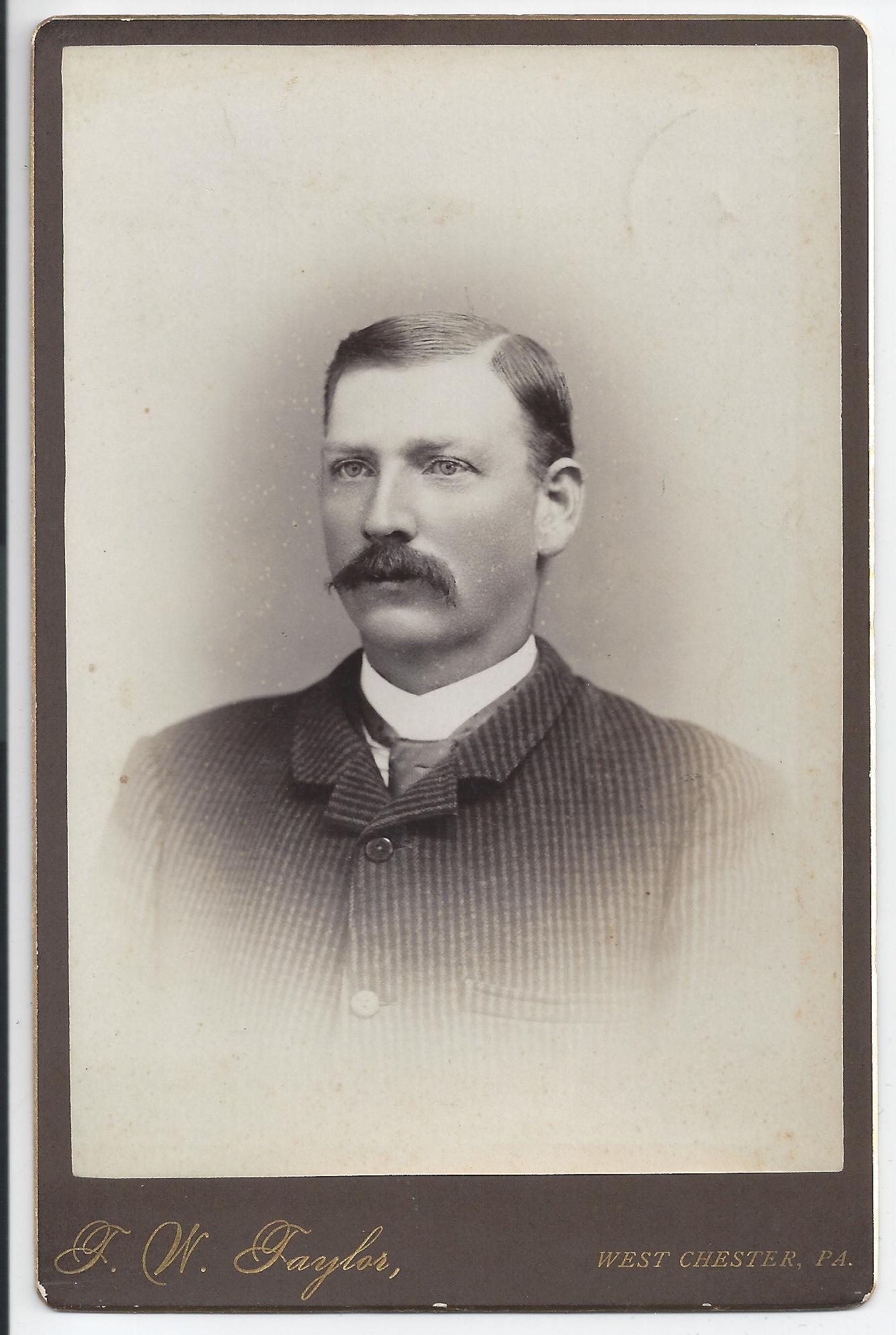 Taylor Cc Mansmartlydressed Photo76frontonly