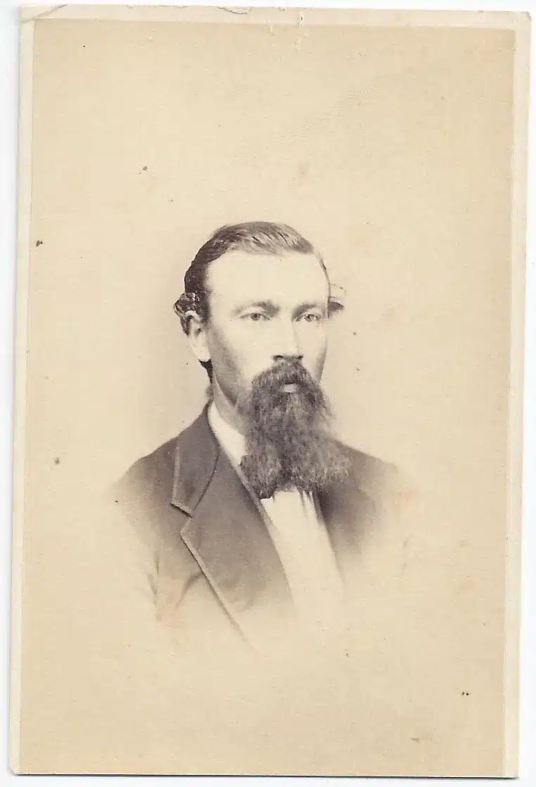 Mccormicknhayes Cdv Manfront69