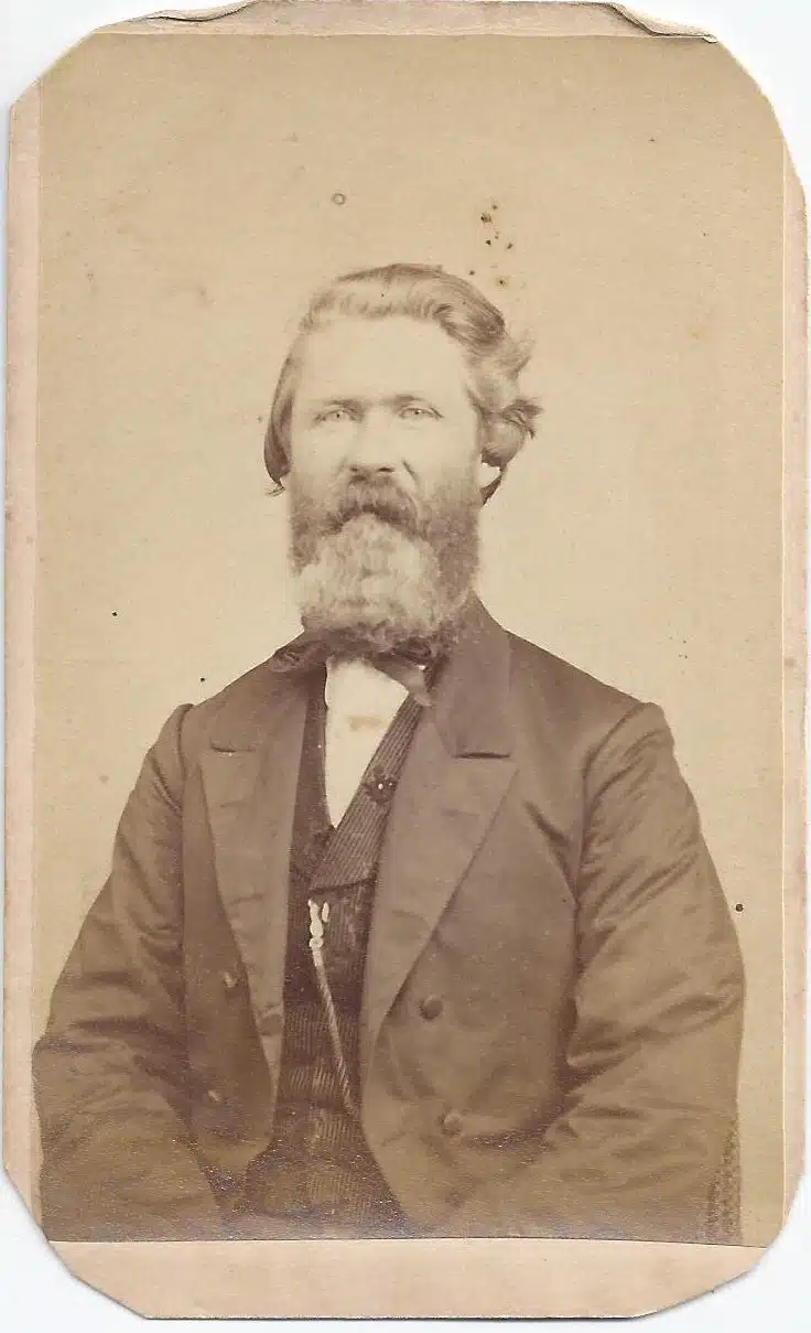 Beecher Cdv Geofdowlin Photo142front