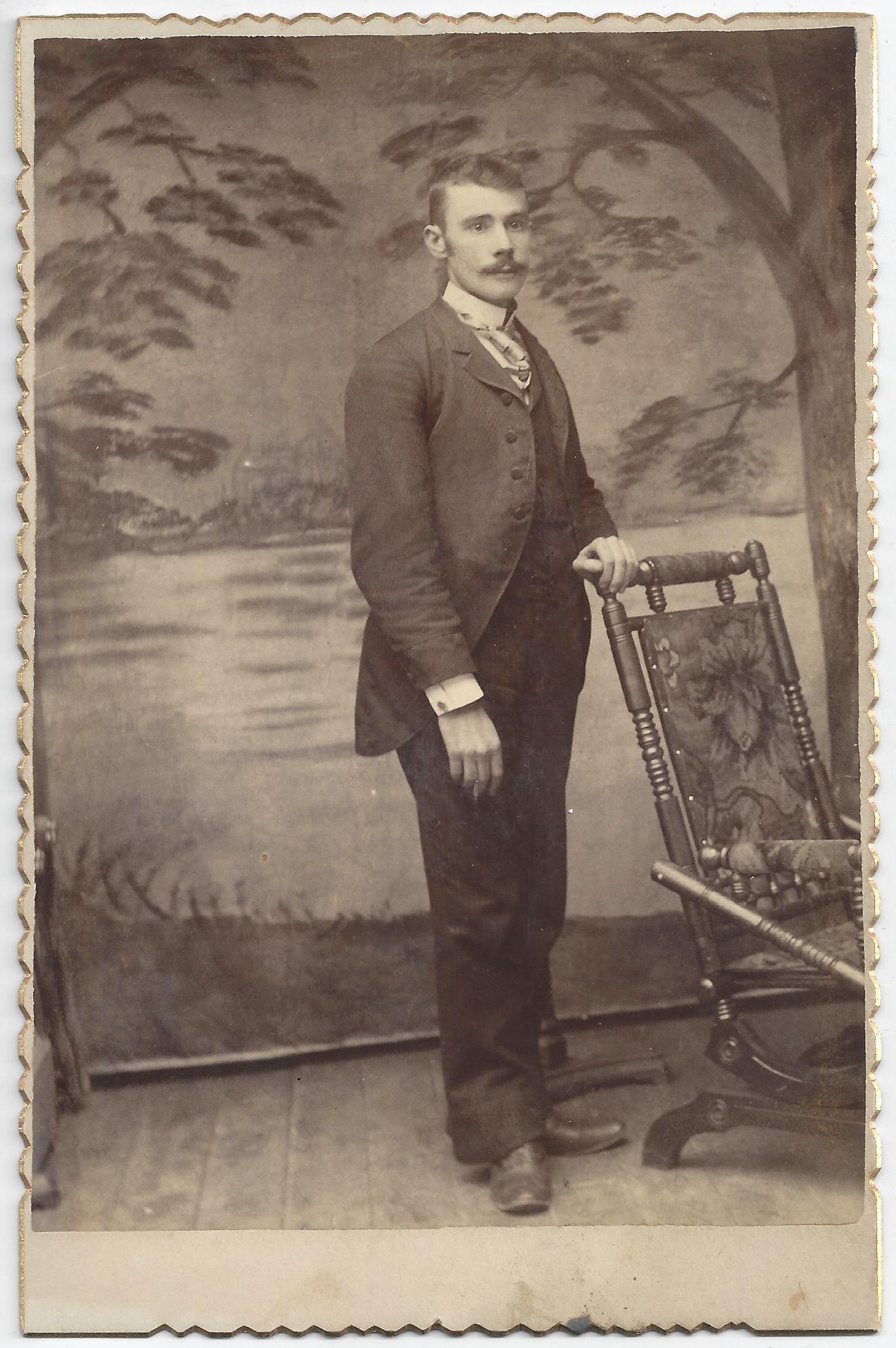 Wiley Cc Gentlemanwithcutawaycoat Photo181front